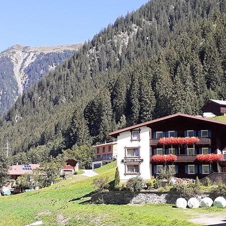 Gaestehaus Sahler Gaschurn Dış mekan fotoğraf